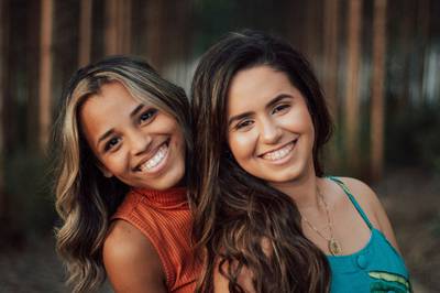 Confident bright smile after a 60-minute teeth whitening session at Carte Blanche